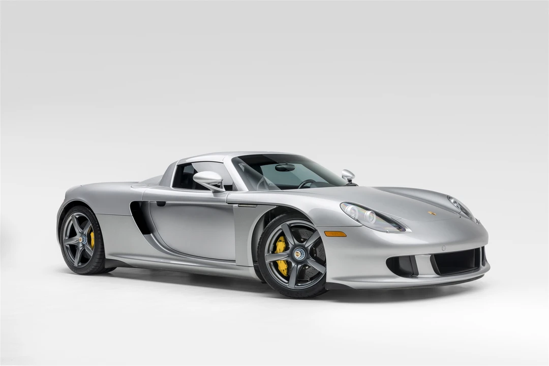 2005 Porsche Carrera GT - Image 13 of 31