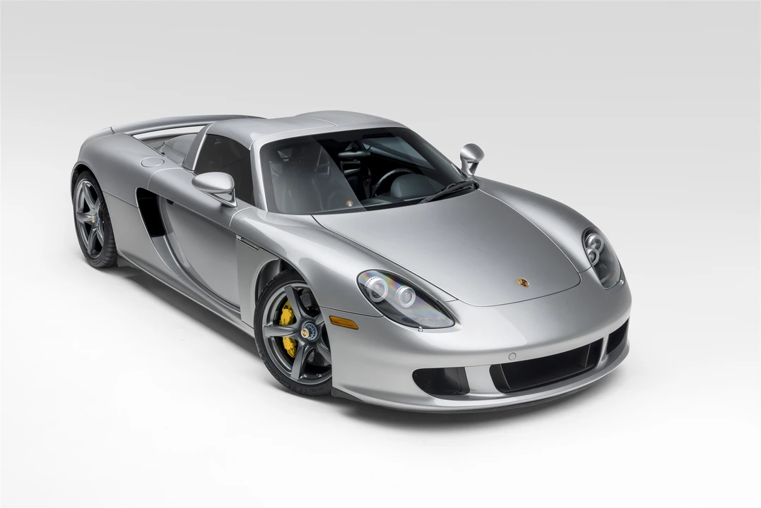 2005 Porsche Carrera GT - Image 14 of 31