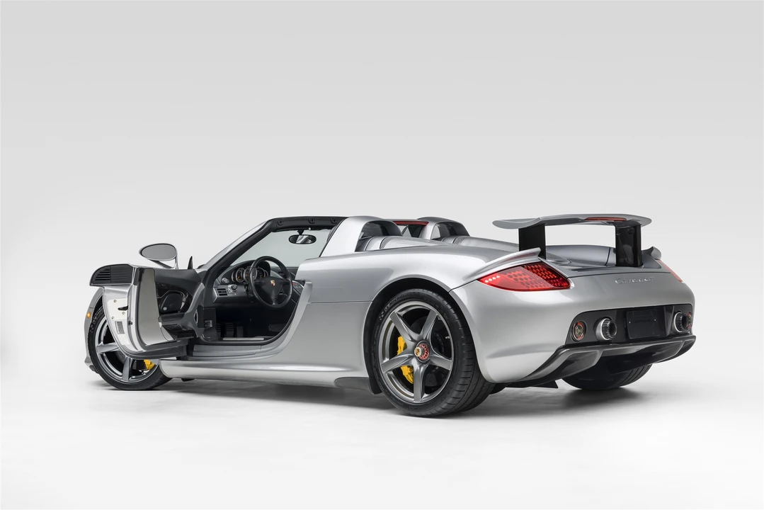 2005 Porsche Carrera GT - Image 21 of 31