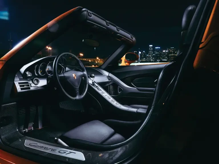 2005 Porsche Carrera GT - Image 27 of 28