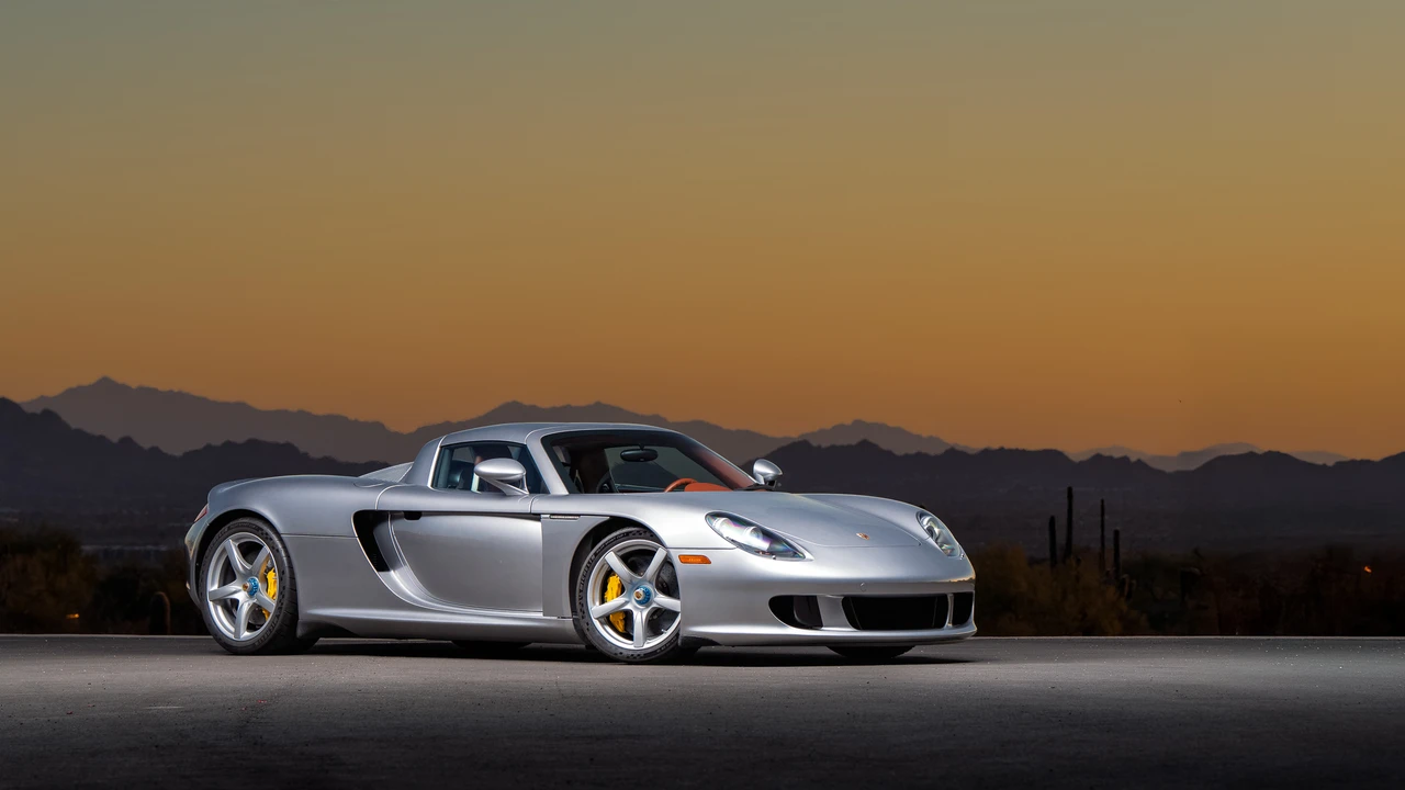 2005 Porsche Carrera GT - Image 2 of 31