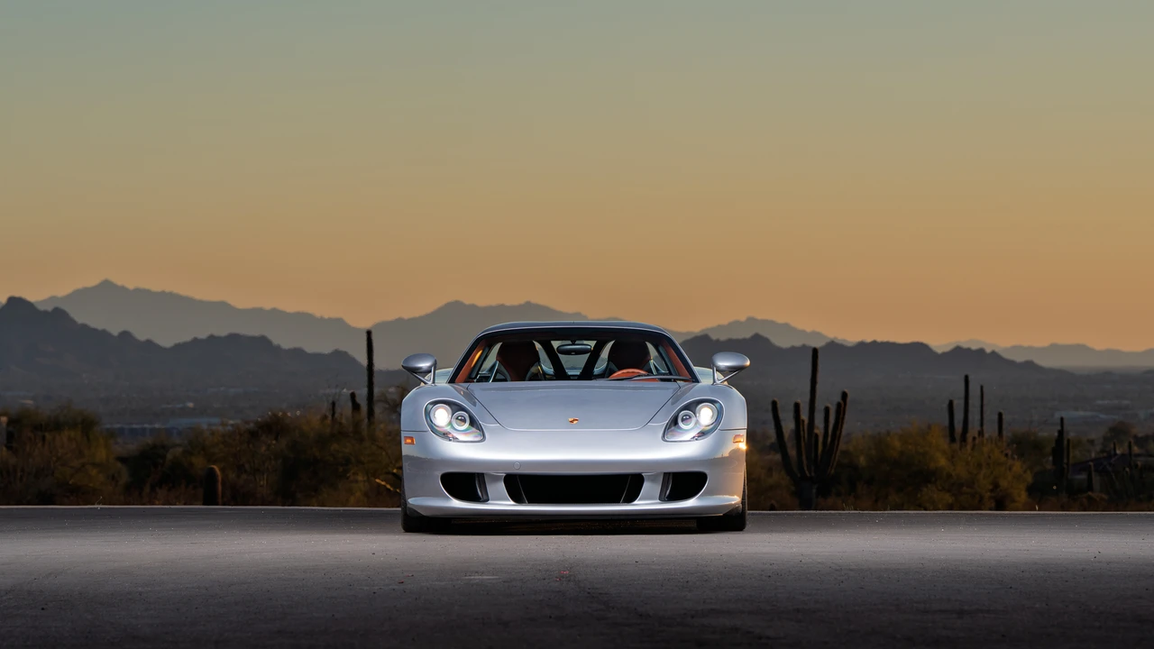 2005 Porsche Carrera GT - Image 10 of 31