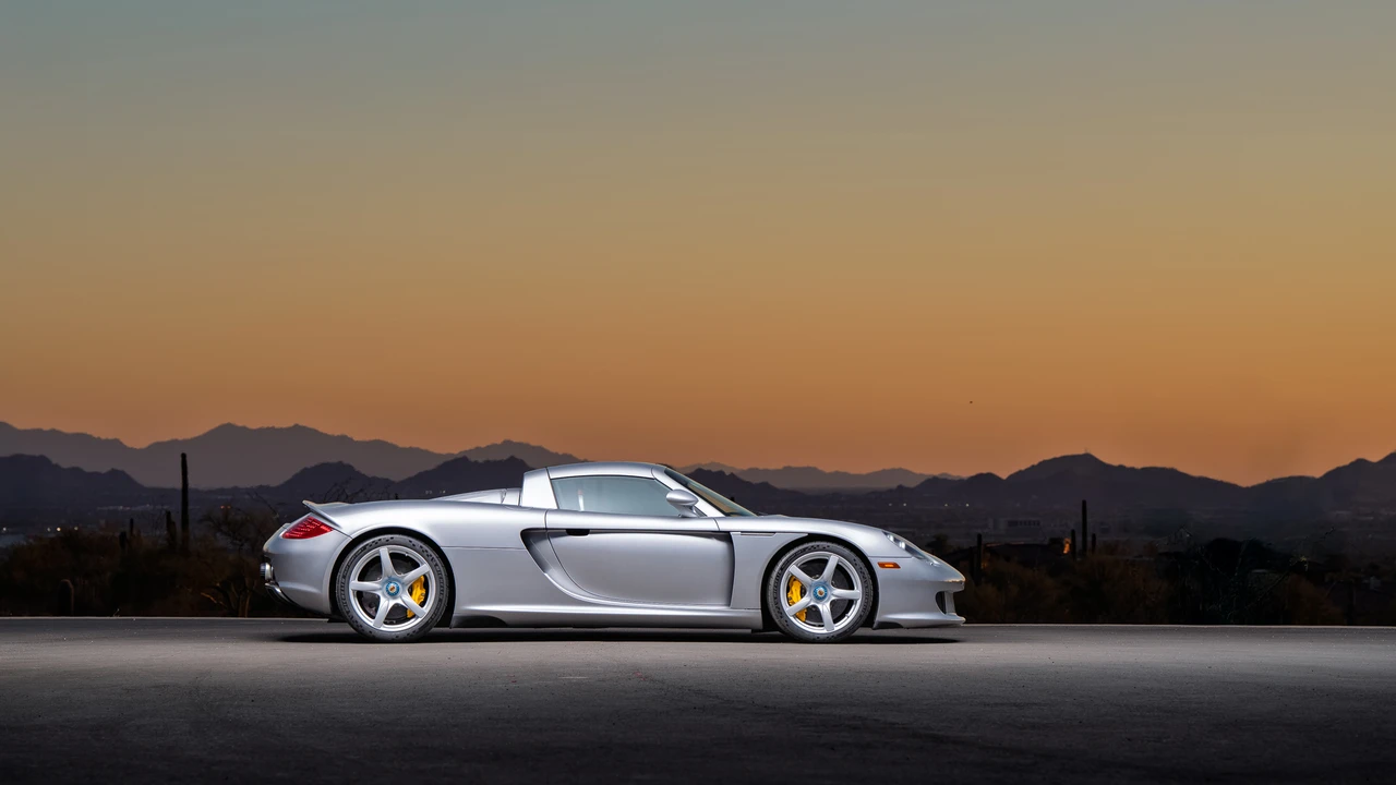 2005 Porsche Carrera GT - Image 16 of 31
