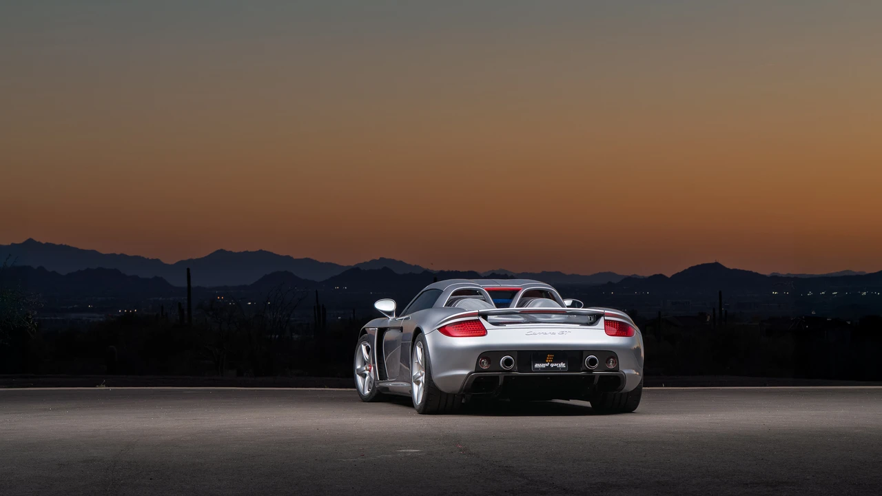 2005 Porsche Carrera GT - Image 20 of 31