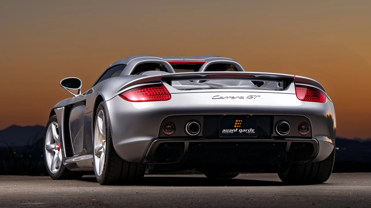 2005 Porsche Carrera GT - Image 22 of 31