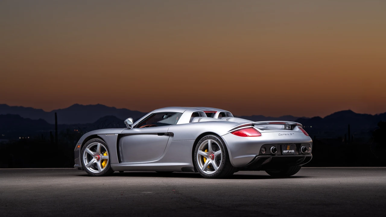 2005 Porsche Carrera GT - Image 24 of 31