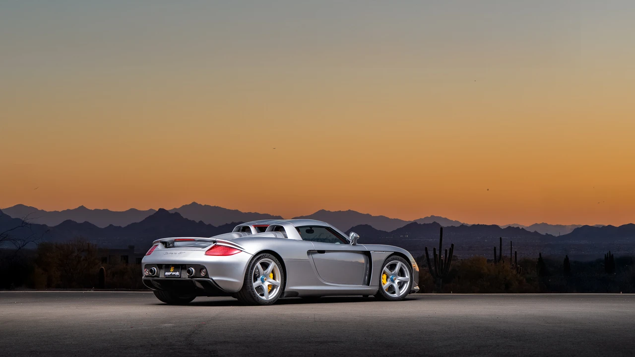 2005 Porsche Carrera GT - Image 26 of 31
