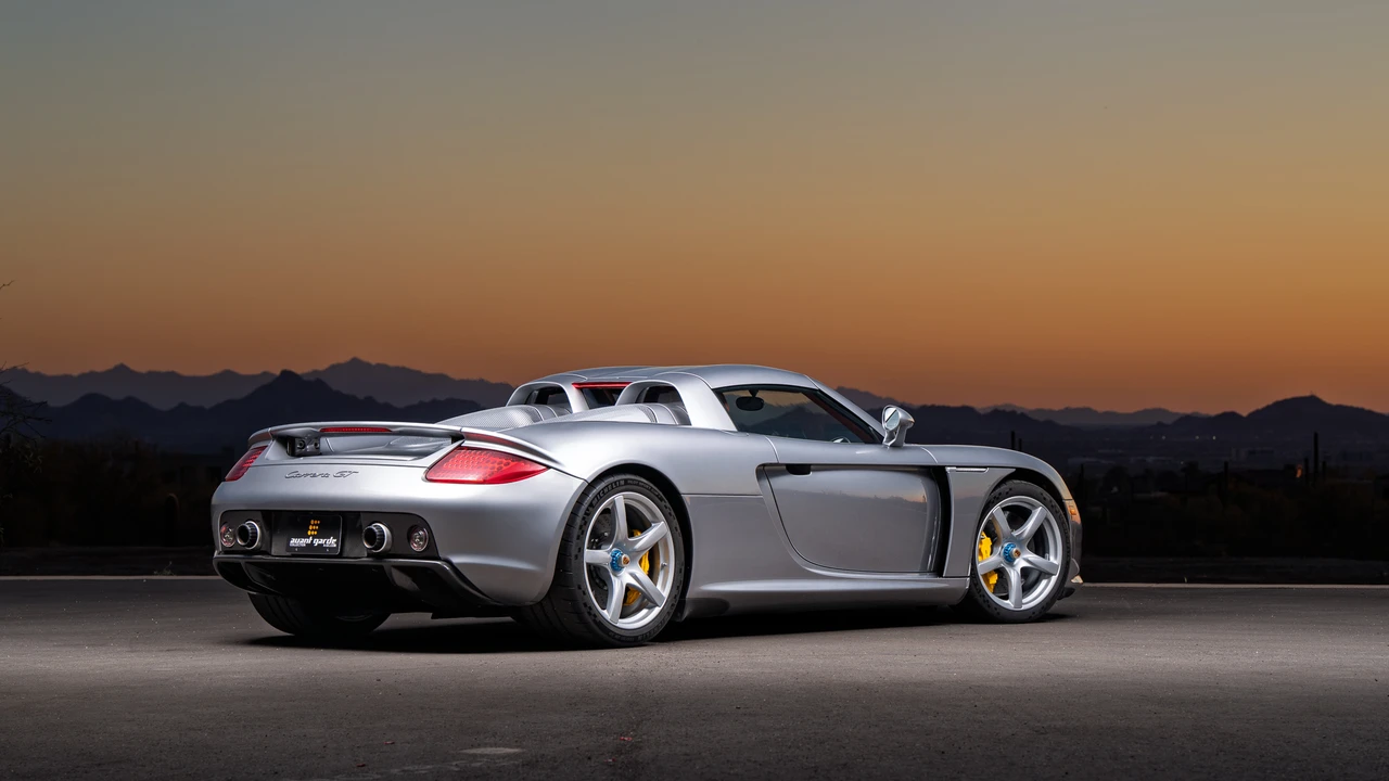 2005 Porsche Carrera GT - Image 27 of 31