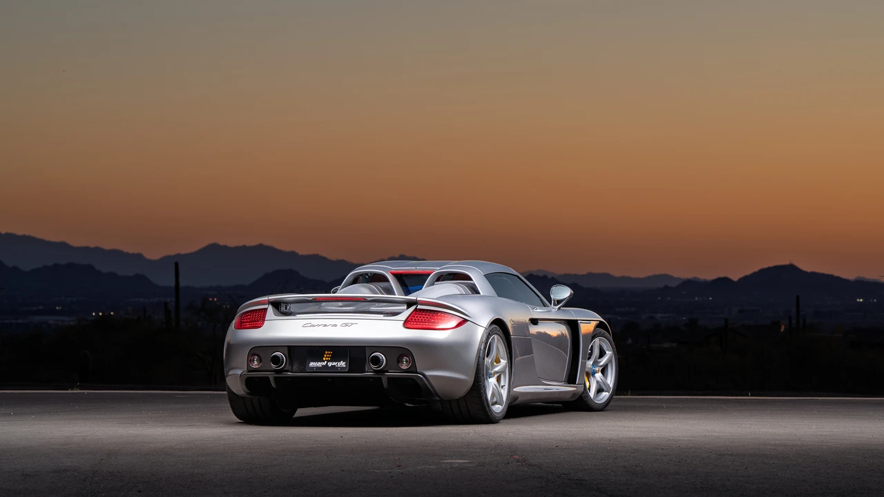2005 Porsche Carrera GT - Image 29 of 31