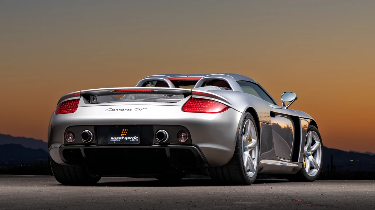 2005 Porsche Carrera GT - Image 30 of 31
