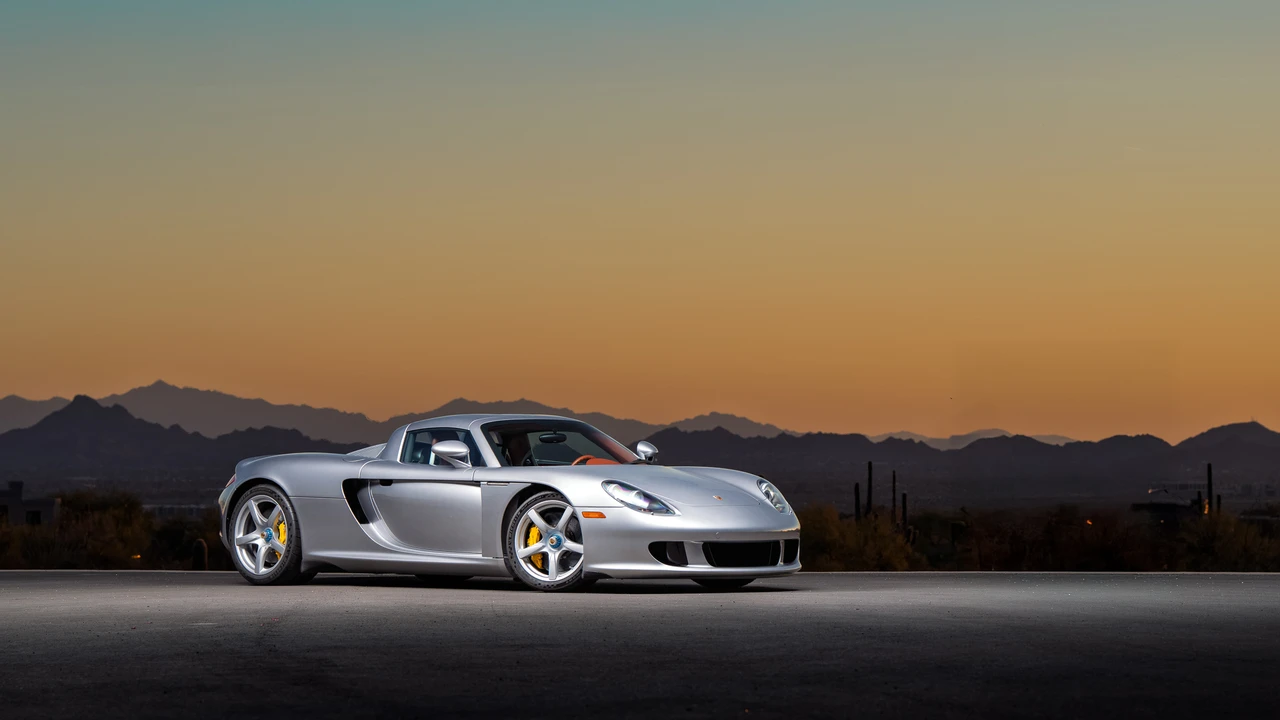 2005 Porsche Carrera GT - Image 7 of 31