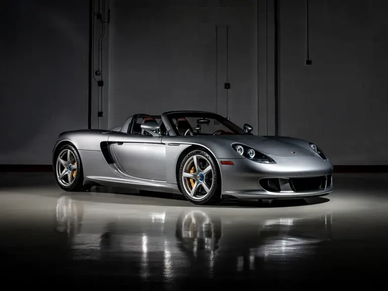 2005 Porsche Carrera GT - Image 2 of 31