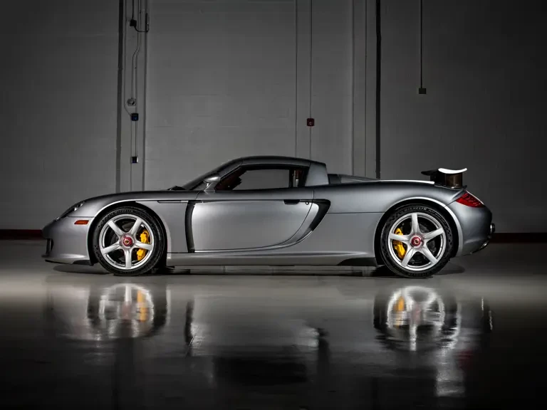 2005 Porsche Carrera GT - Image 6 of 31