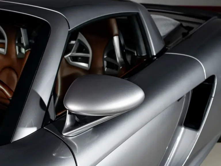 2005 Porsche Carrera GT - Image 23 of 31