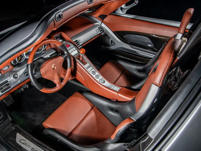 2005 Porsche Carrera GT - Image 5 of 31