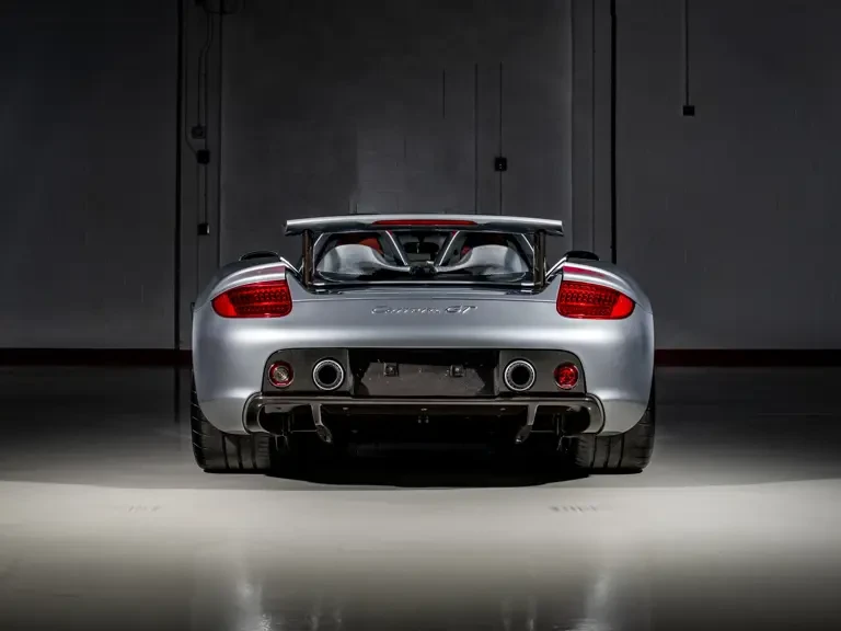 2005 Porsche Carrera GT - Image 9 of 31