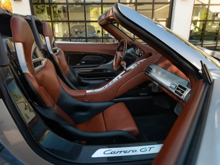2005 Porsche Carrera GT - Image 14 of 31