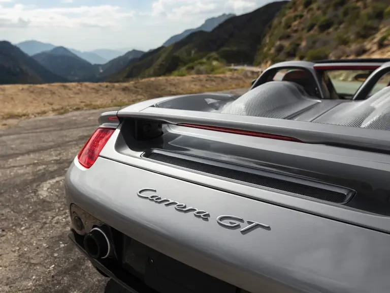 2005 Porsche Carrera GT - Image 13 of 28