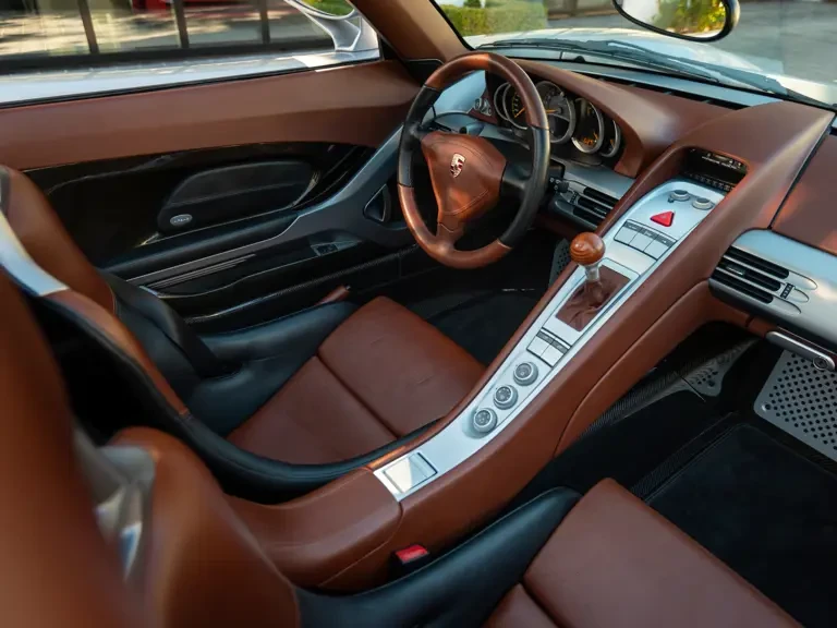 2005 Porsche Carrera GT - Image 5 of 31