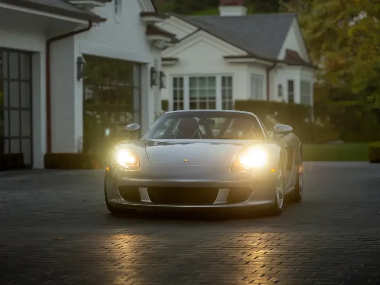 2005 Porsche Carrera GT - Image 11 of 31