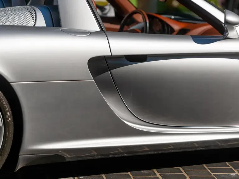 2005 Porsche Carrera GT - Image 29 of 31
