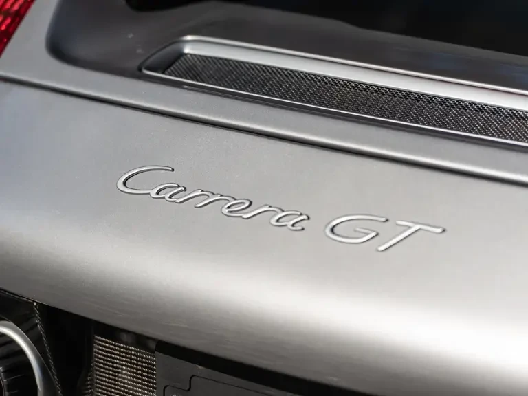 2005 Porsche Carrera GT - Image 8 of 31