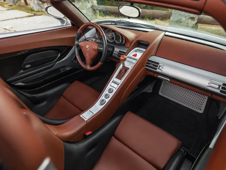 2005 Porsche Carrera GT - Image 20 of 28