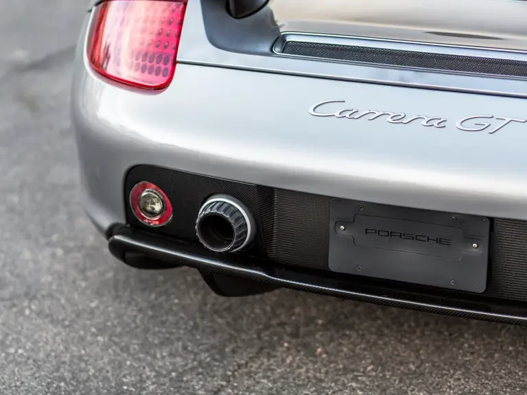 2005 Porsche Carrera GT - Image 19 of 31