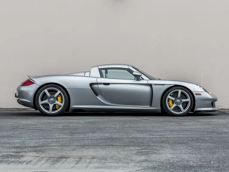 2005 Porsche Carrera GT - Image 10 of 31
