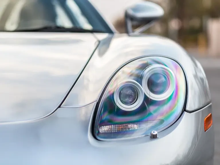 2005 Porsche Carrera GT - Image 24 of 31