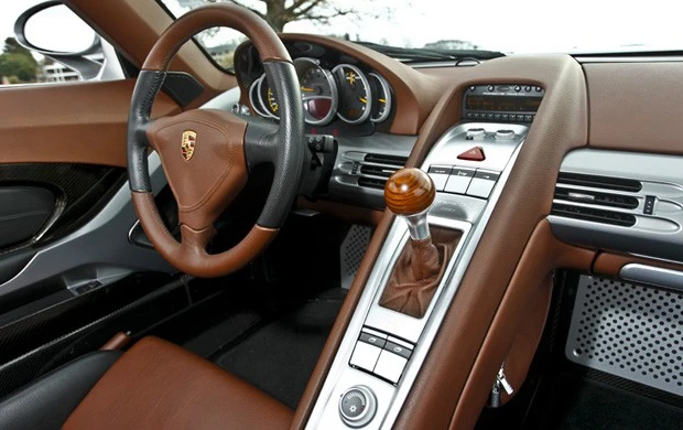 2005 Porsche Carrera GT - Image 8 of 17
