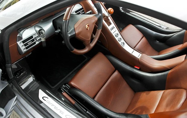 2005 Porsche Carrera GT - Image 7 of 17