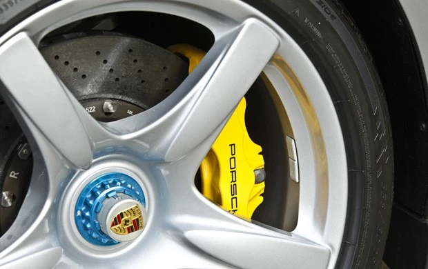 2005 Porsche Carrera GT - Image 14 of 17