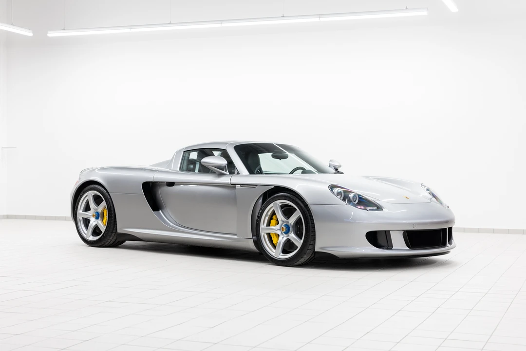 2005 Porsche Carrera GT - Image 9 of 31