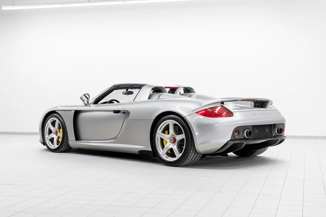 2005 Porsche Carrera GT - Image 4 of 31
