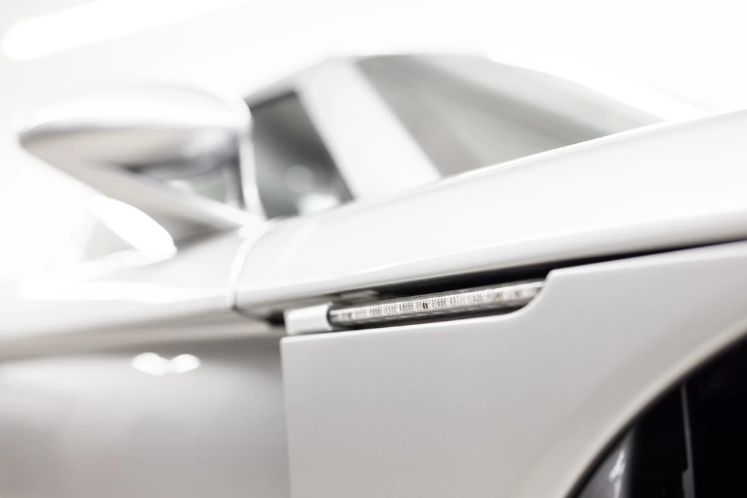 2005 Porsche Carrera GT - Image 25 of 31
