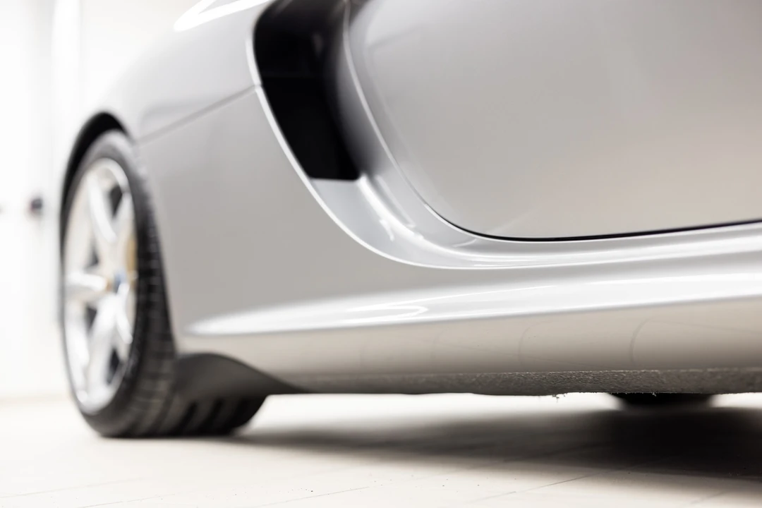2005 Porsche Carrera GT - Image 27 of 31