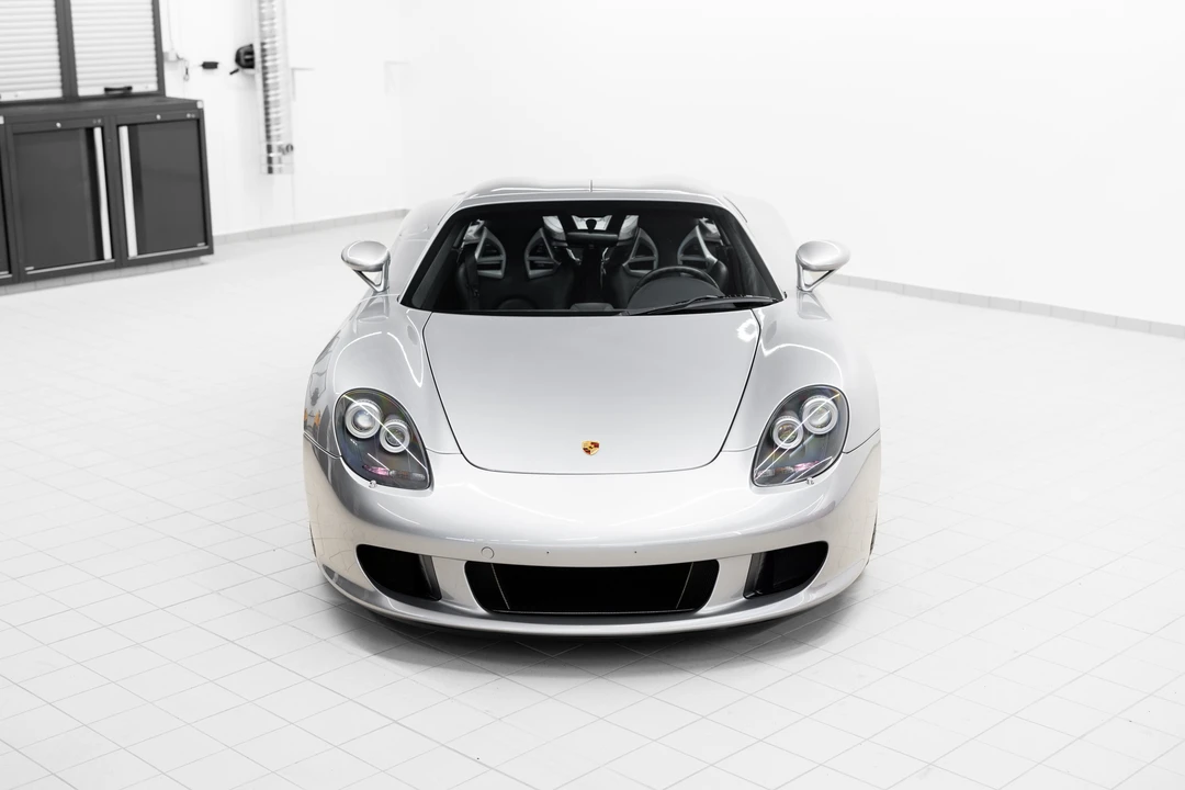 2005 Porsche Carrera GT - Image 7 of 31