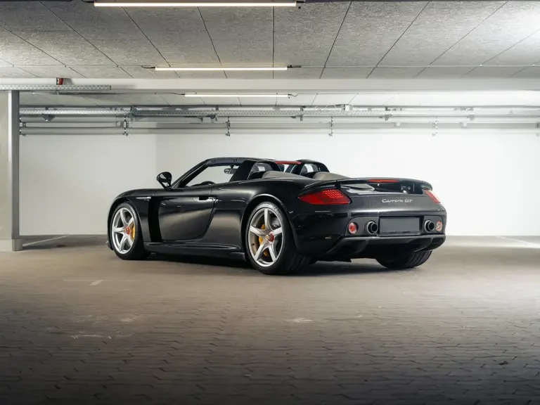 2005 Porsche Carrera GT - Image 5 of 31