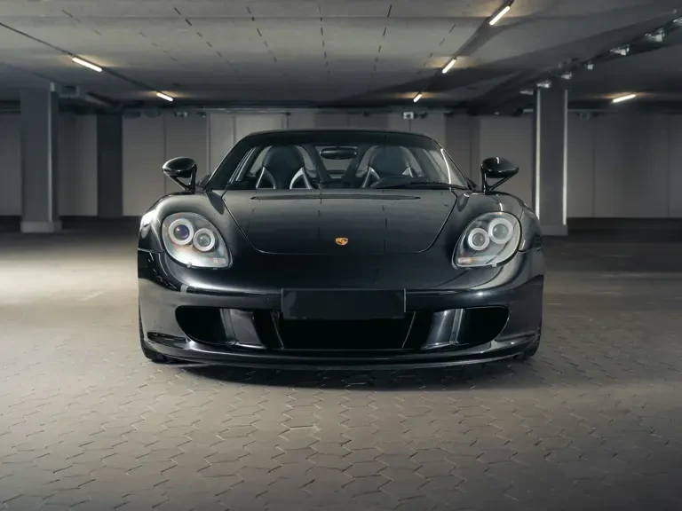 2005 Porsche Carrera GT - Image 10 of 31