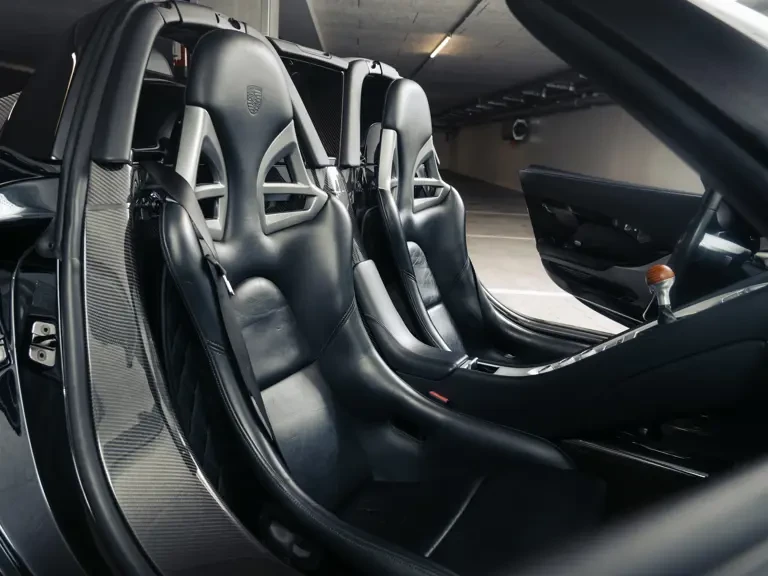 2005 Porsche Carrera GT - Image 29 of 31