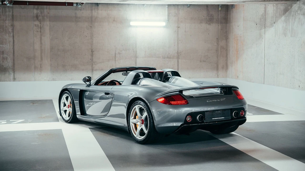 2005 Porsche Carrera GT - Image 4 of 31