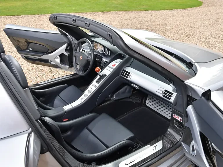 2005 Porsche Carrera GT - Image 16 of 24