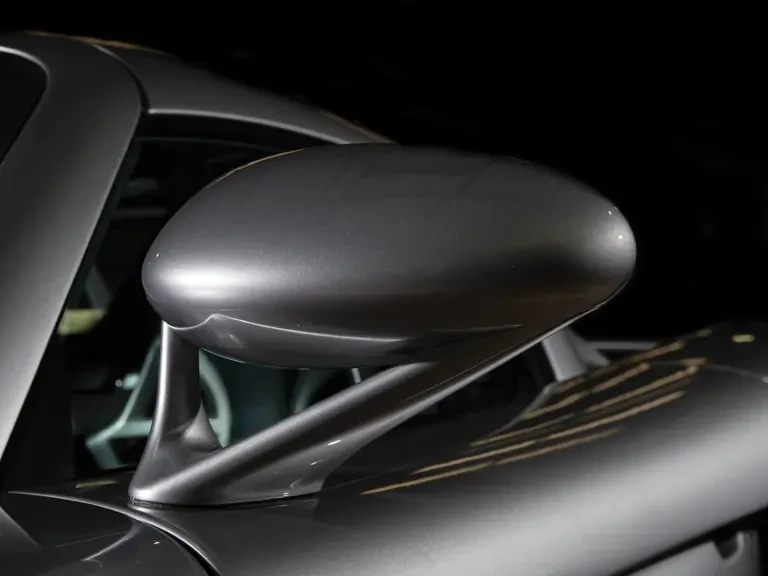 2005 Porsche Carrera GT - Image 22 of 27