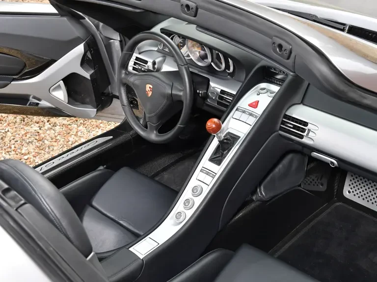 2005 Porsche Carrera GT - Image 17 of 24