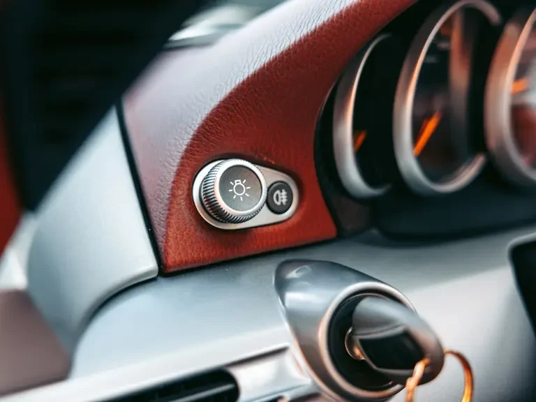 2005 Porsche Carrera GT - Image 20 of 31