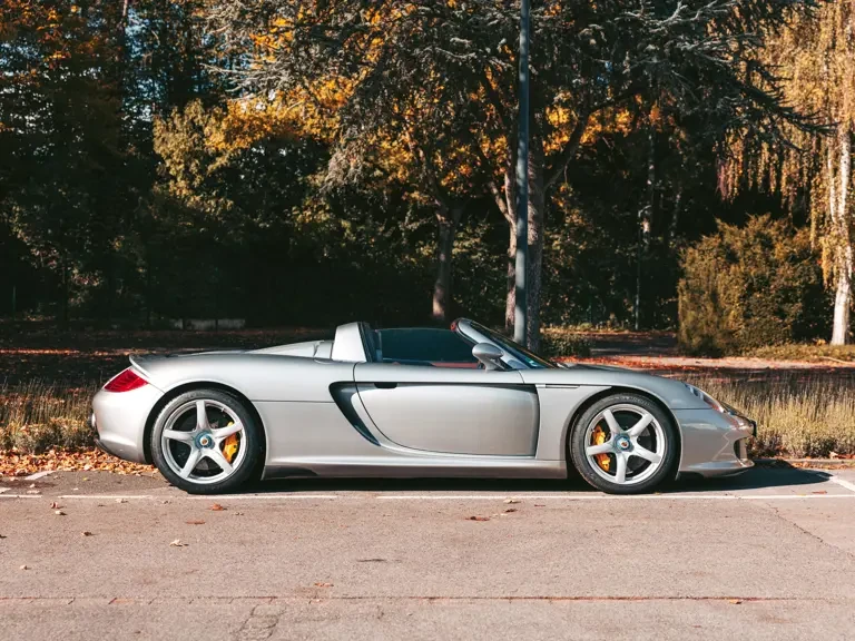 2005 Porsche Carrera GT - Image 6 of 31