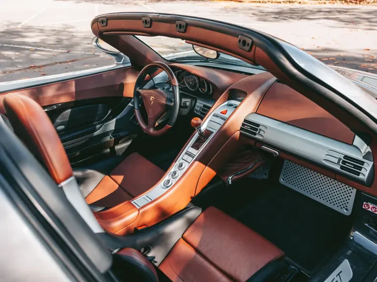 2005 Porsche Carrera GT - Image 5 of 31