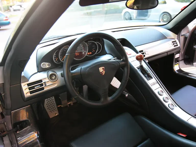 2005 Porsche Carrera GT - Image 7 of 9
