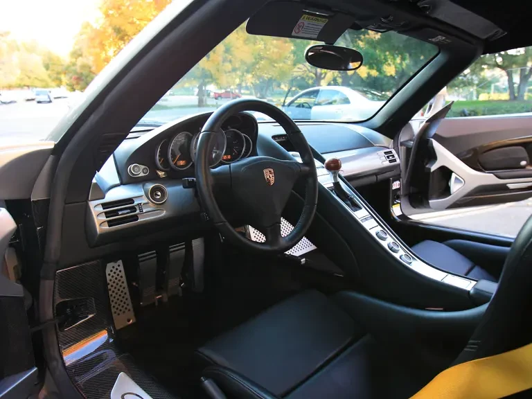 2005 Porsche Carrera GT - Image 5 of 9